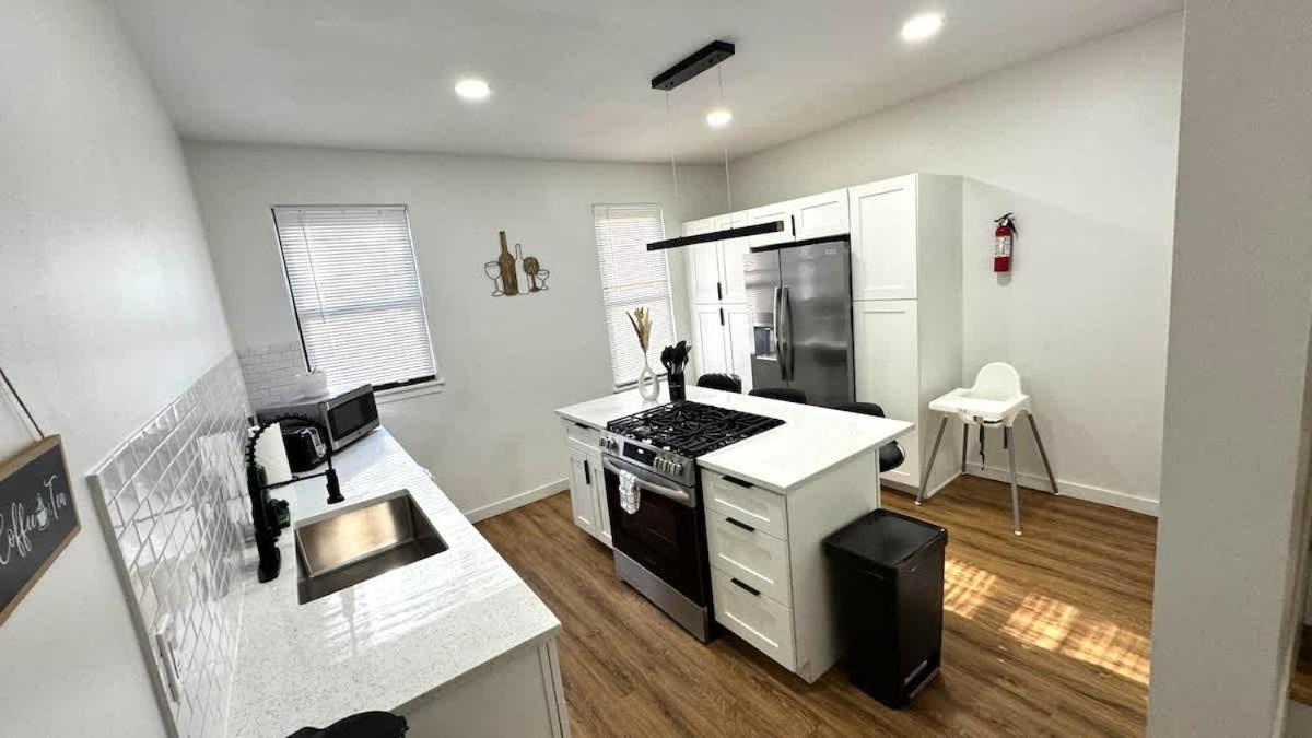 North Shore 3 Bdrm House With Fire Pit & Yard Сasa de vacaciones Pittsburgh